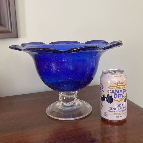Large cobalt blue glass pedestal bowl - Picture 6 of 8